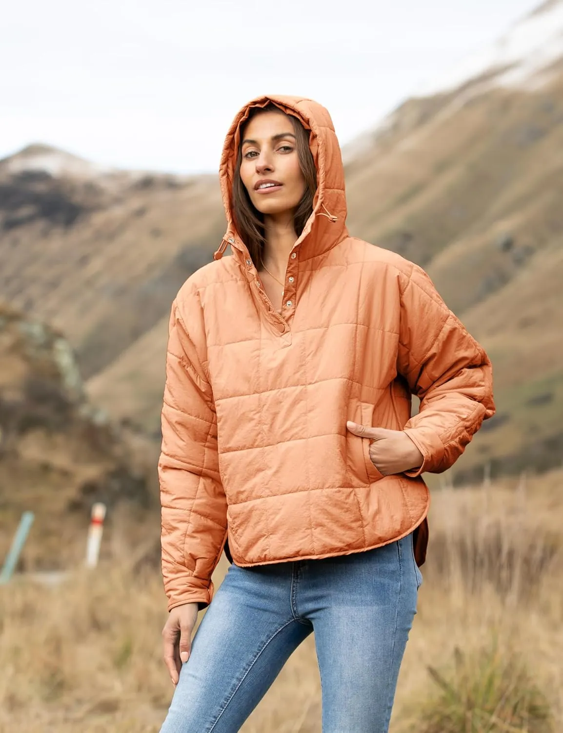 AMEBELLE Women's Oversized Hooded Puffer Jacket Quilted Jackets for Women Lightweight Winter Warm Padded Hoodies Coat