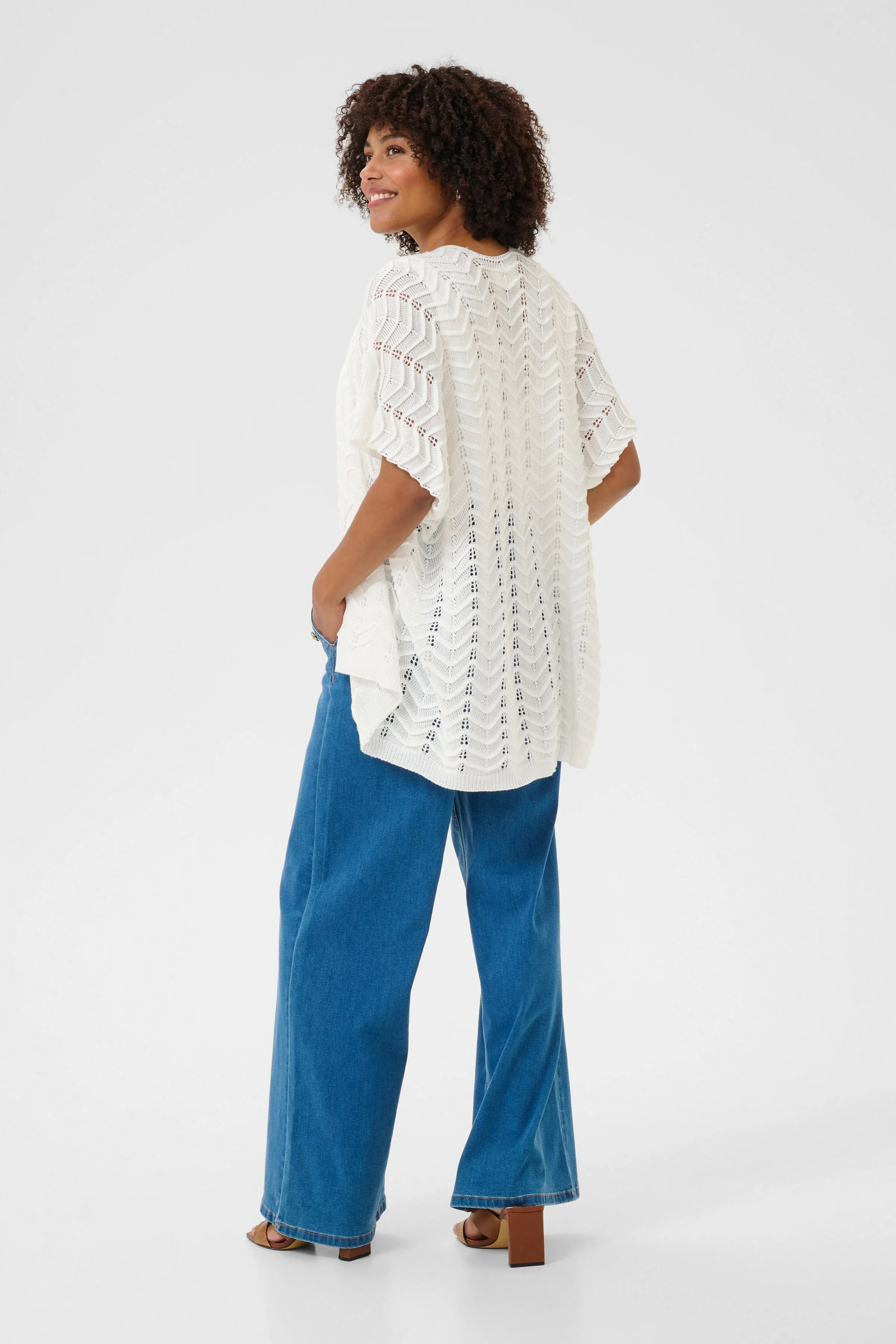 CREAM Raised Seam Knit