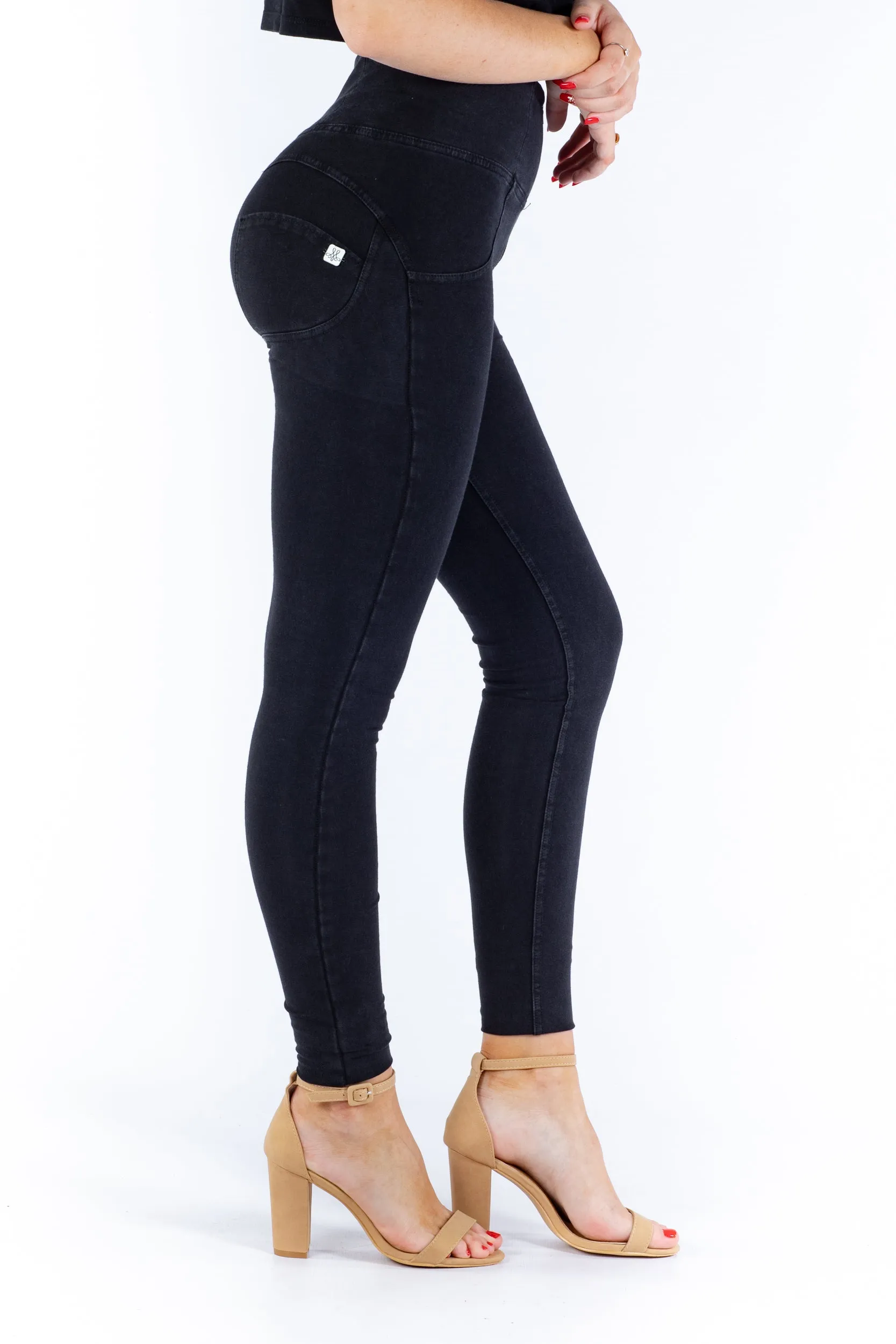 High waist Butt lifting Shaping jeans/Jeggings - Black Wash Black stitching