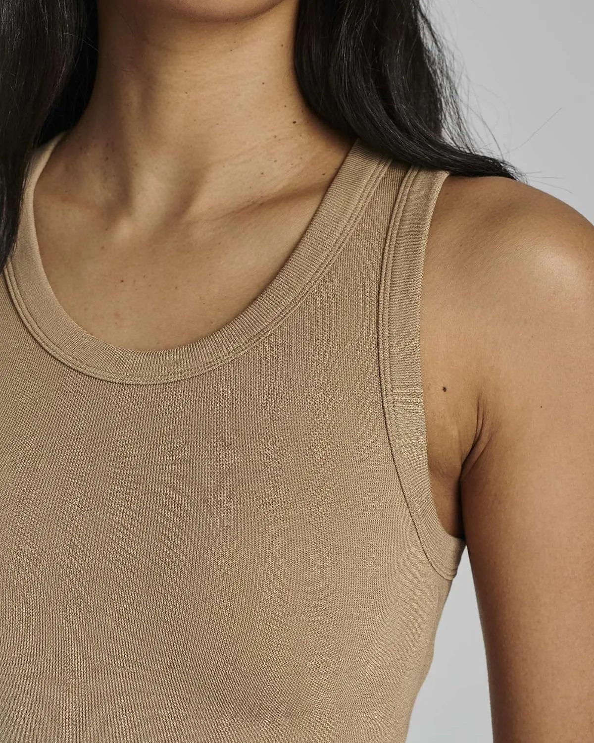 Real Essentials 5 Pack: Women's Seamless Ribbed Sleeveless Cropped Scoop Neck Tank Top - Casual Crop Top
