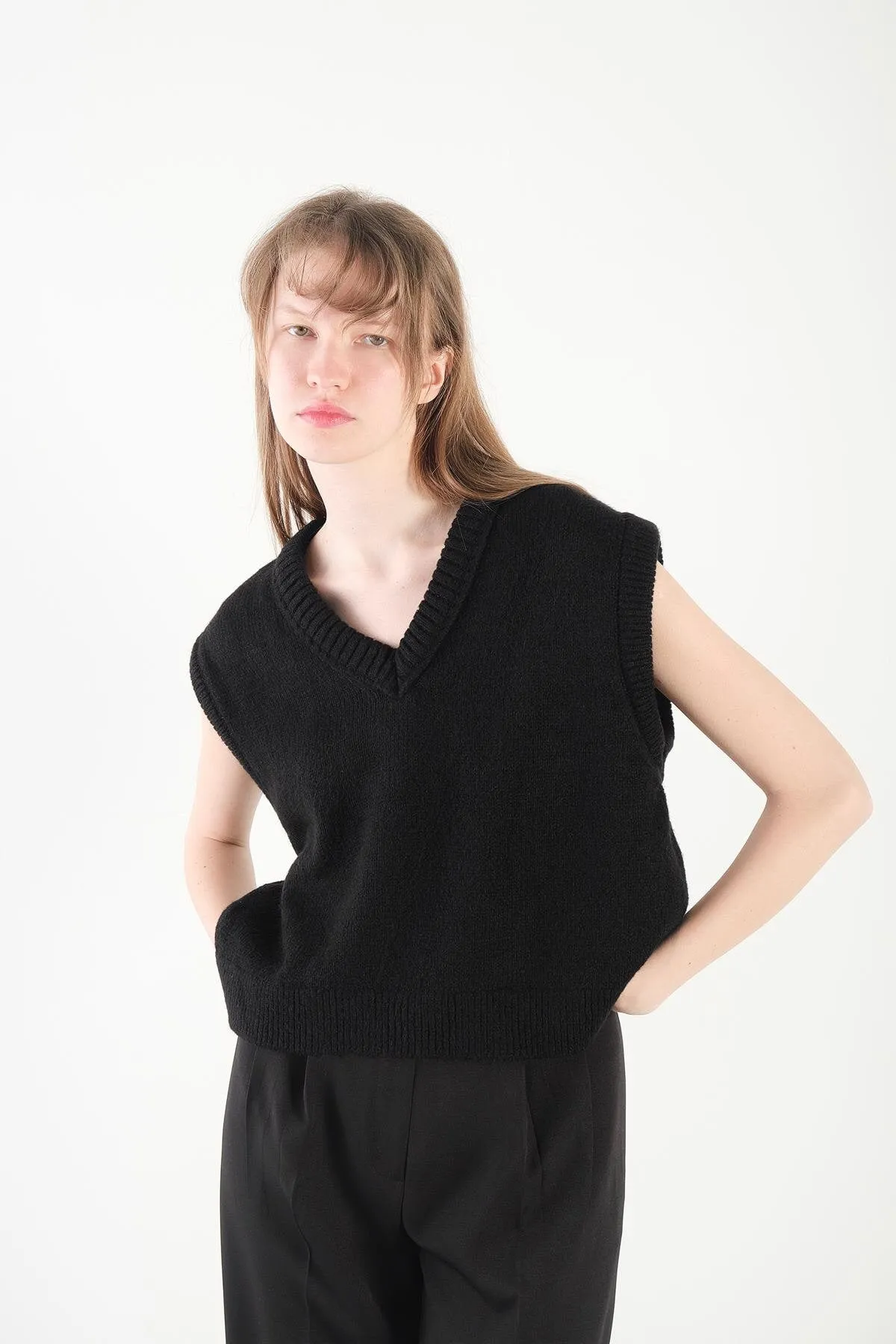 V-Neck Knit Vest