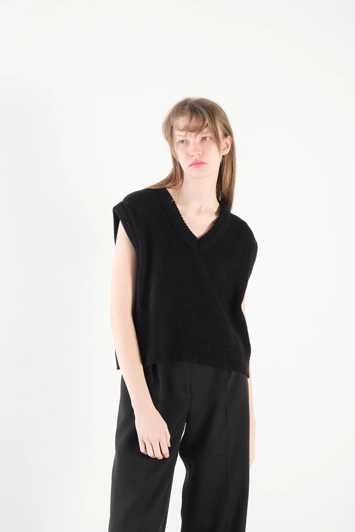 V-Neck Knit Vest
