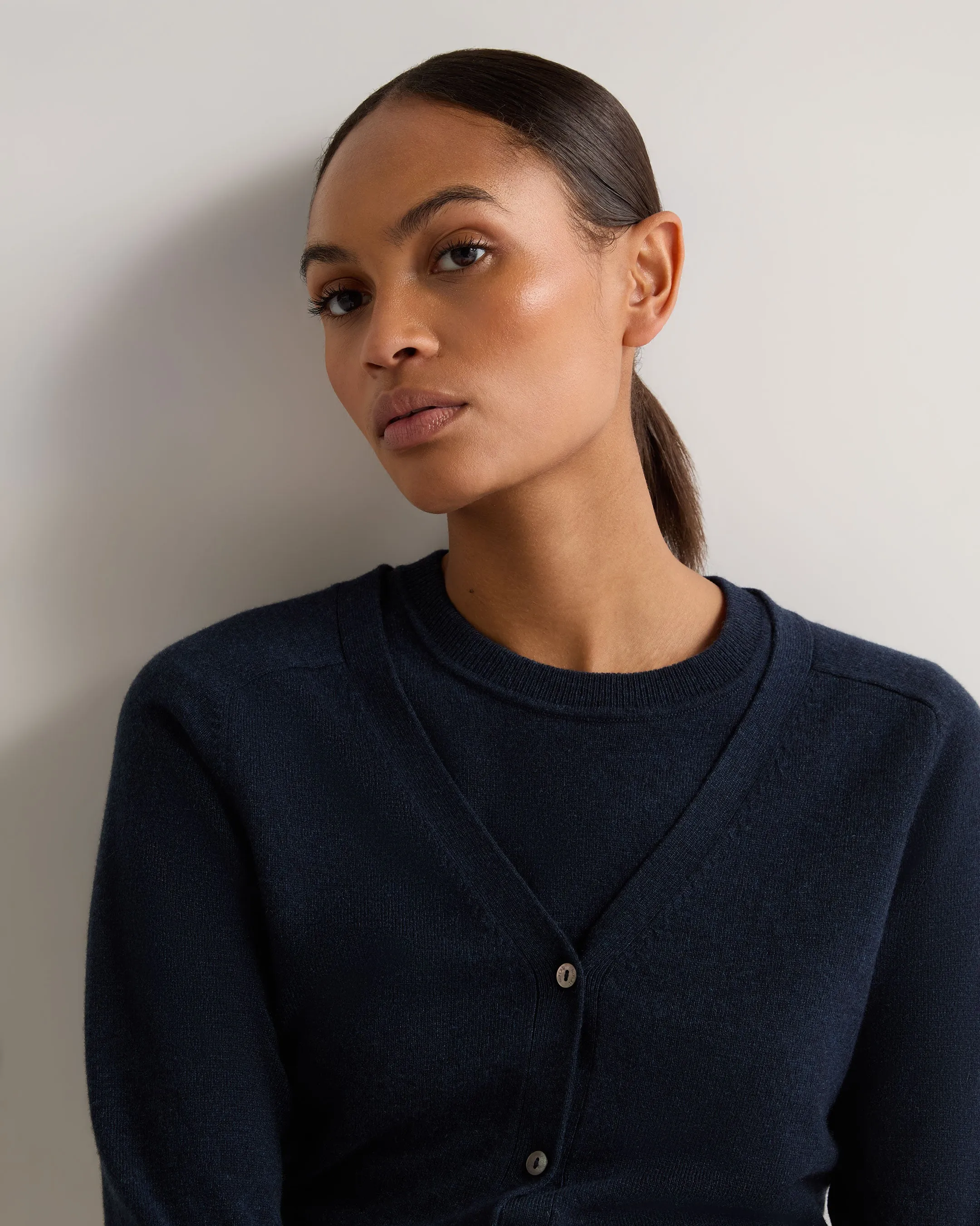 Women's Lara V Neck Cashmere Cardigan Indigo Blue