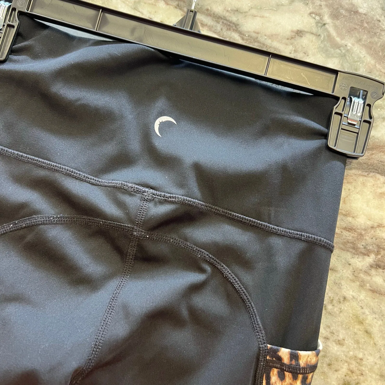 Zyia Active Black   Leopard Trim Leggings with Pockets Size 2